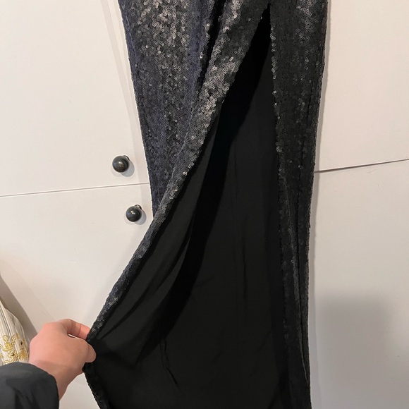 NWOT revolve Nookie stunning sequin “Adelle” dress - Picture 6 of 9